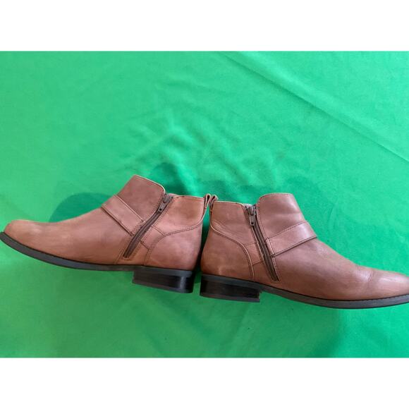 Vionic Women’s Logan Brown Double Buckle Ankle Fall Boots Size 8 - Picture 8 of 16